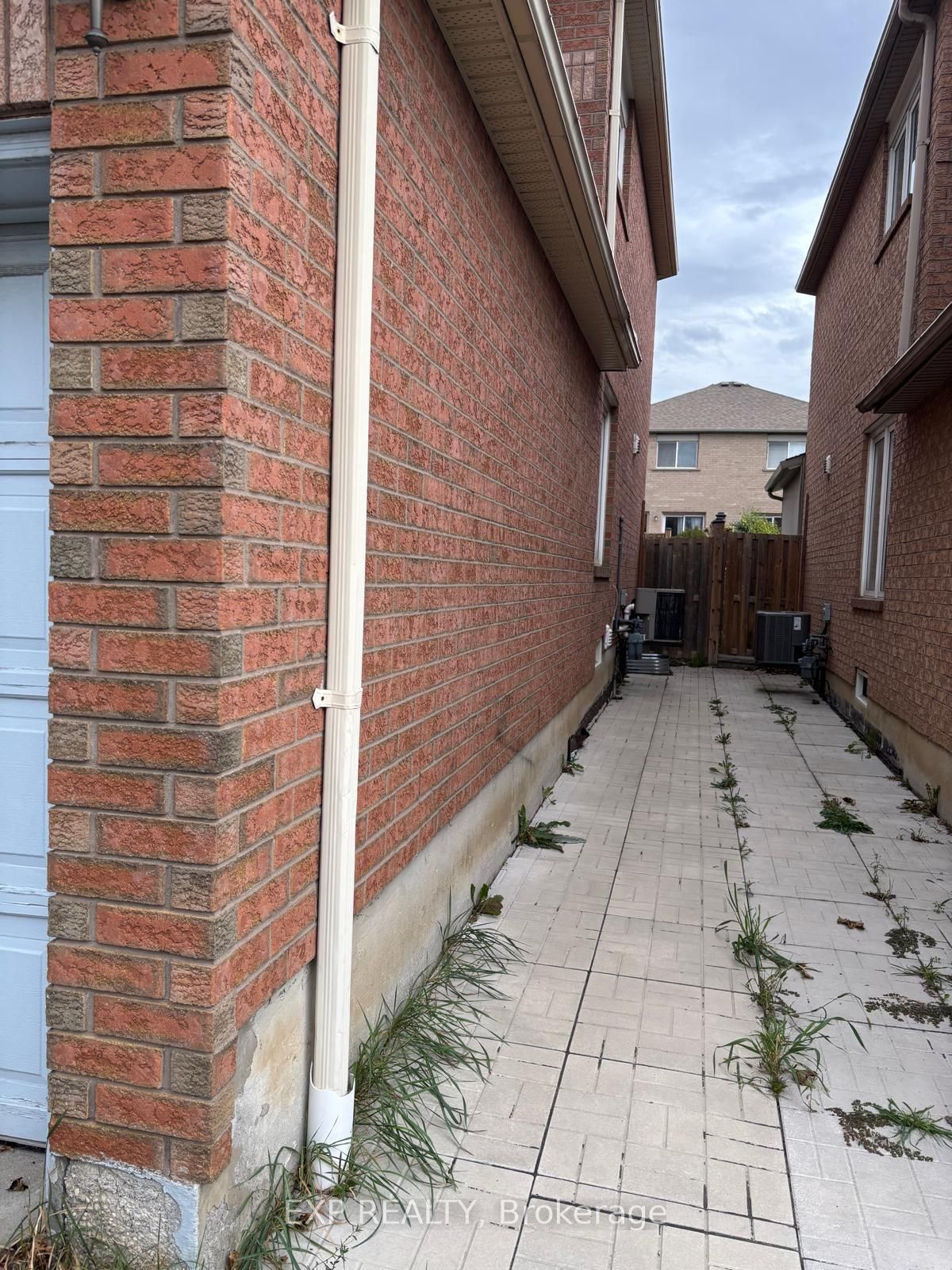 5243 Heatherleigh Avenue Lower Level - Bsmnt Only