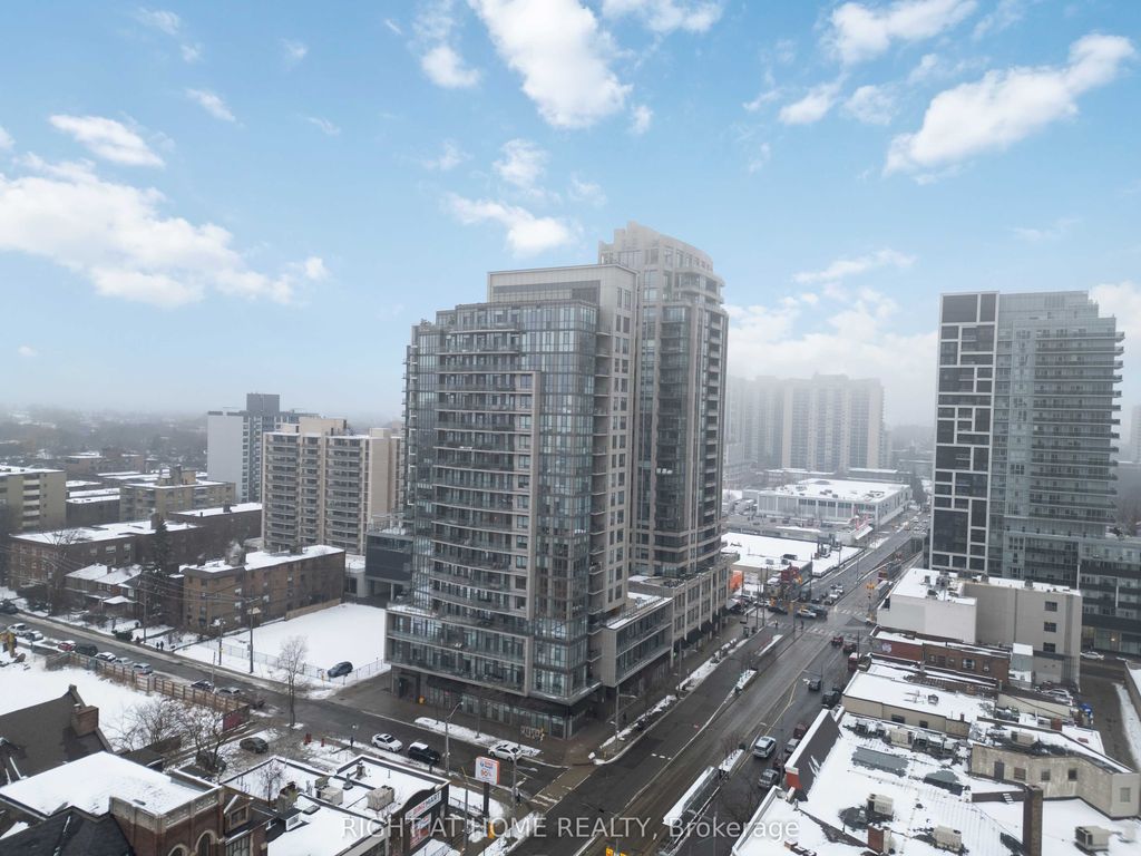 Photo of 530 St Clair Avenue W #909, Toronto, ON M6C 0A2 (MLS # C12671278)