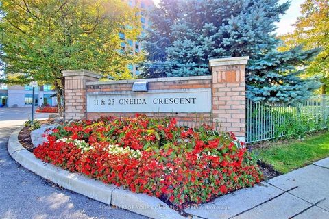 11 Oneida Crescent 1004 Richmond Hill ON L4B 0A1