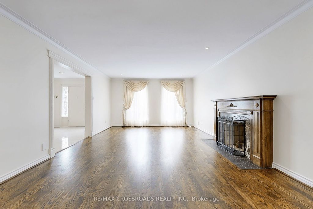 Photo of 58 Cosmic Drive, Toronto, ON M3B 3G2 (MLS # C12373666)