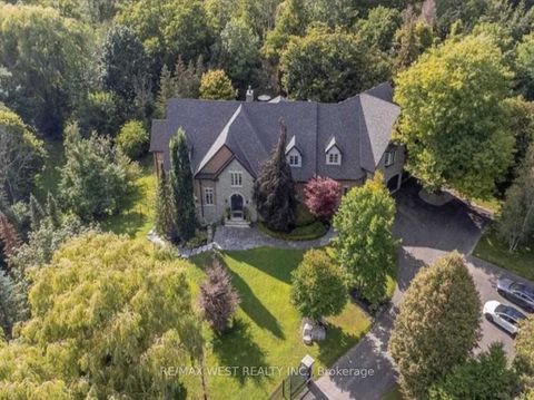 32 Daleview Court Vaughan ON L0J 1C0