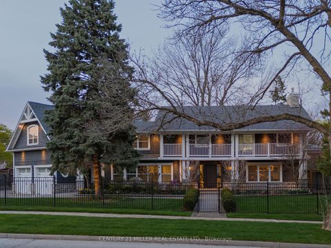 115 Charnwood Drive Oakville ON L6J 5G8