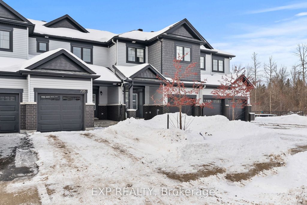 Photo of 725 Miikana Road, Blossom Park - Airport and Area, ON K1X 0H7 (MLS # X12781928)