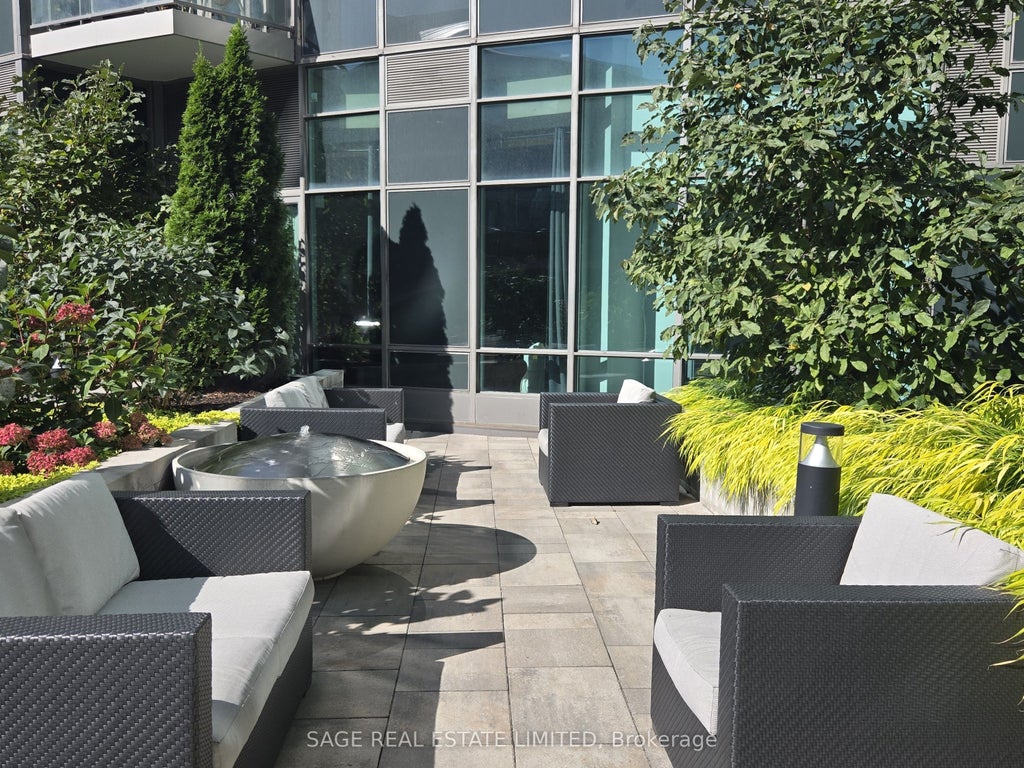 Photo of 361 Front Street W #2109, Toronto, ON M5V 3R5 (MLS # C13803316)
