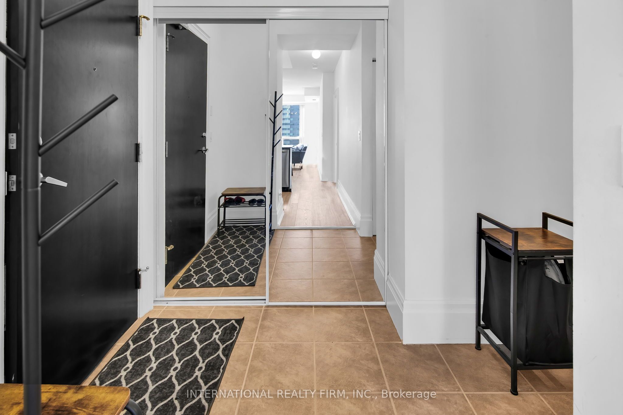 388 Prince Of Wales Drive 1301