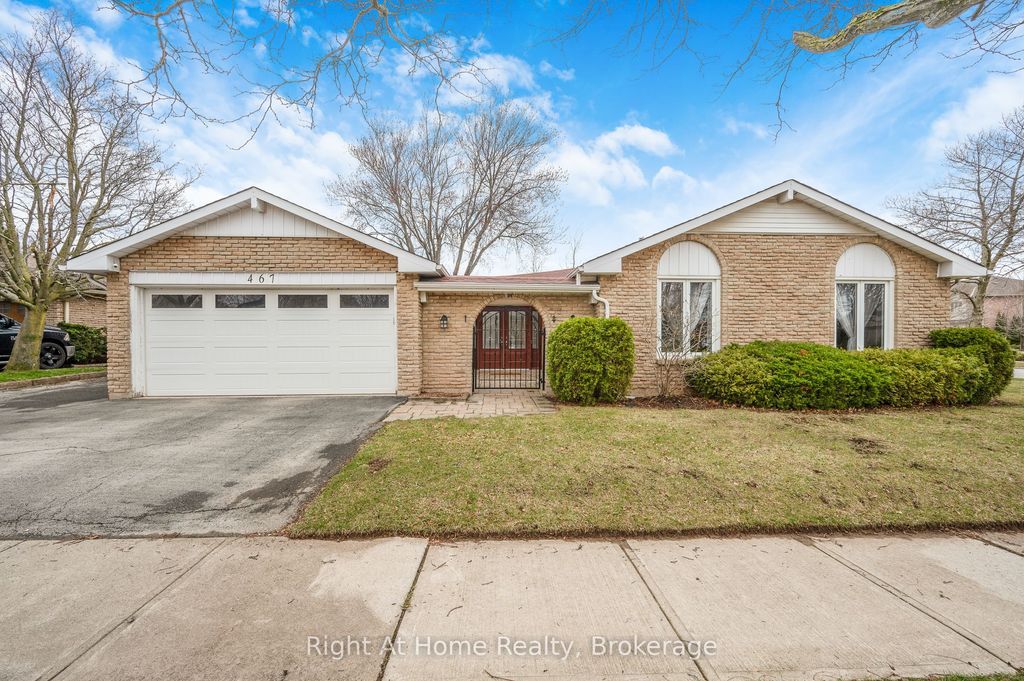 Photo of 467 VANGUARD Crescent, Oakville, ON L6L 5G6 (MLS # W12958998)