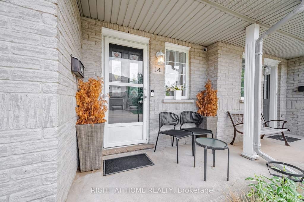 Photo of 104 Frances Avenue #14, Hamilton, ON L8E 5X3 (MLS # X13716498)