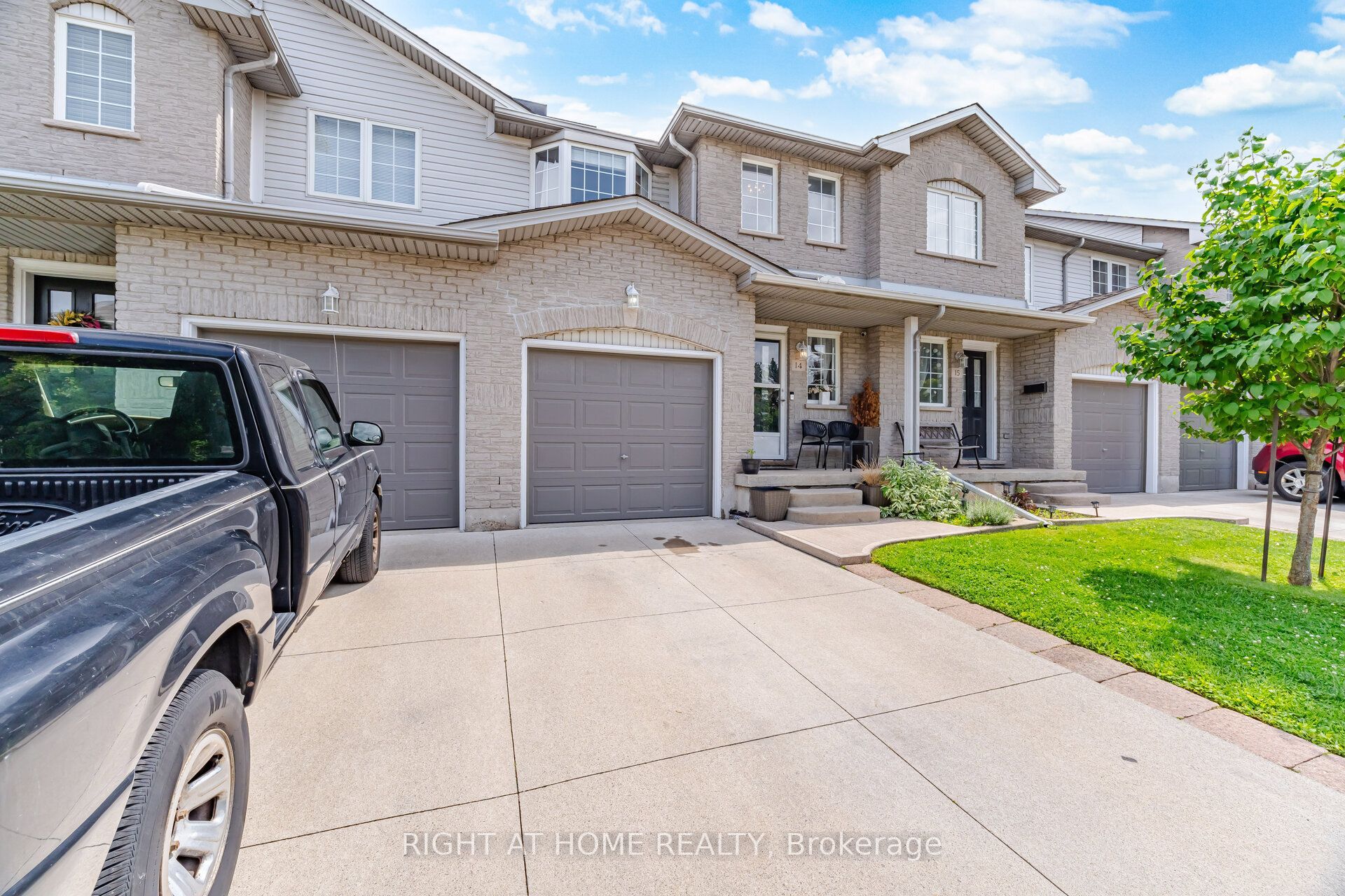 104 Frances Avenue 14
