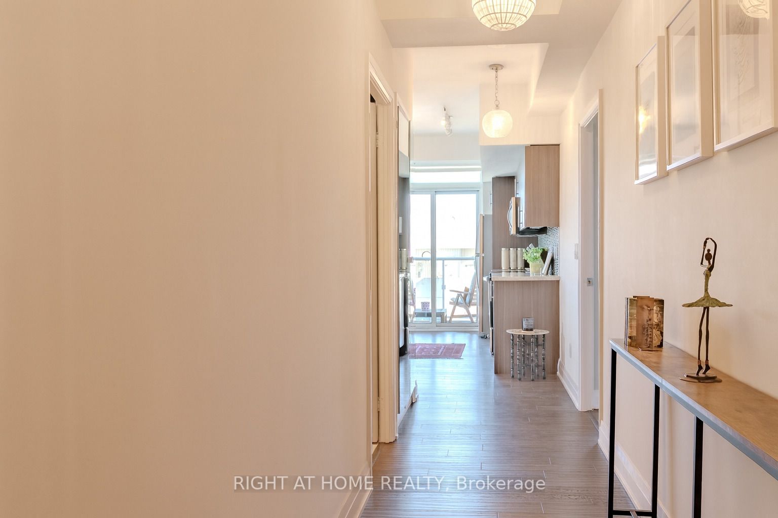 55 Speers Road 1603