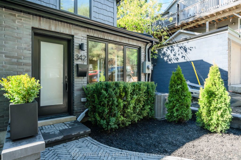 Photo of 342 Lee Avenue, Toronto, ON M4E 2P8 (MLS # E12467892)