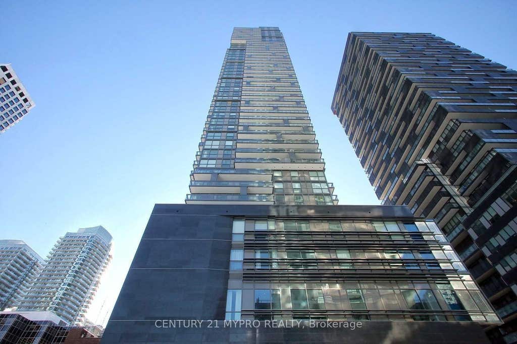 Photo of 39 Roehampton Avenue #412, Toronto, ON M4P 0G1 (MLS # C13647138)