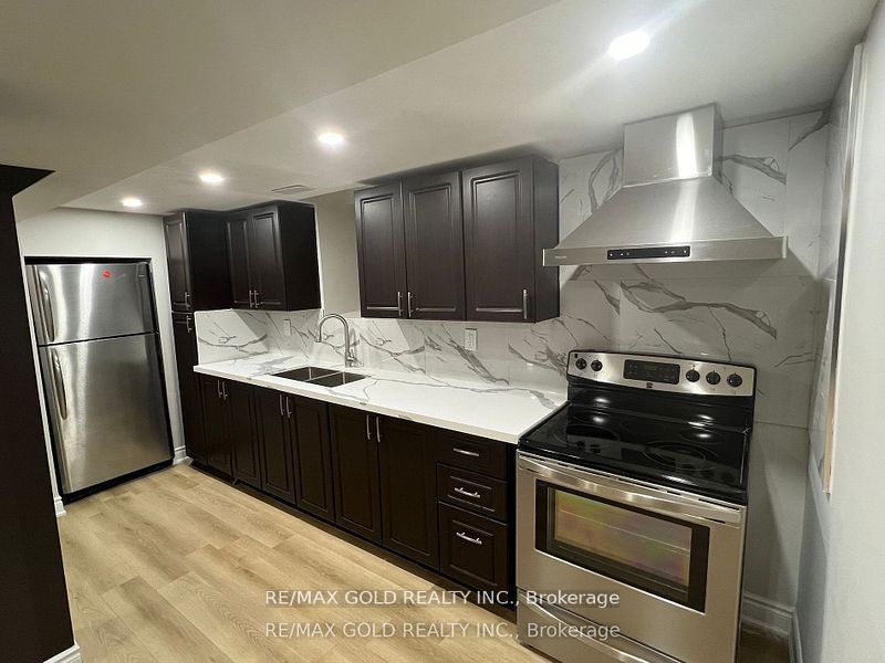 38 Carmel Crescent (Bsmt)