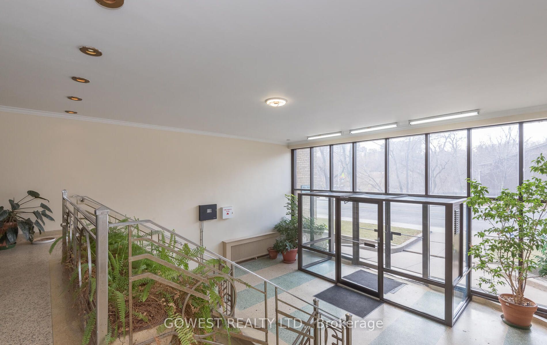 205 Keele Street 206
