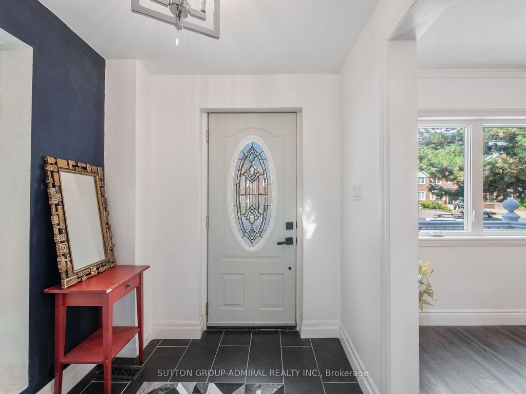 Photo of 759 Eglinton Avenue E, Toronto, ON M4G 2K8 (MLS # C12440979)