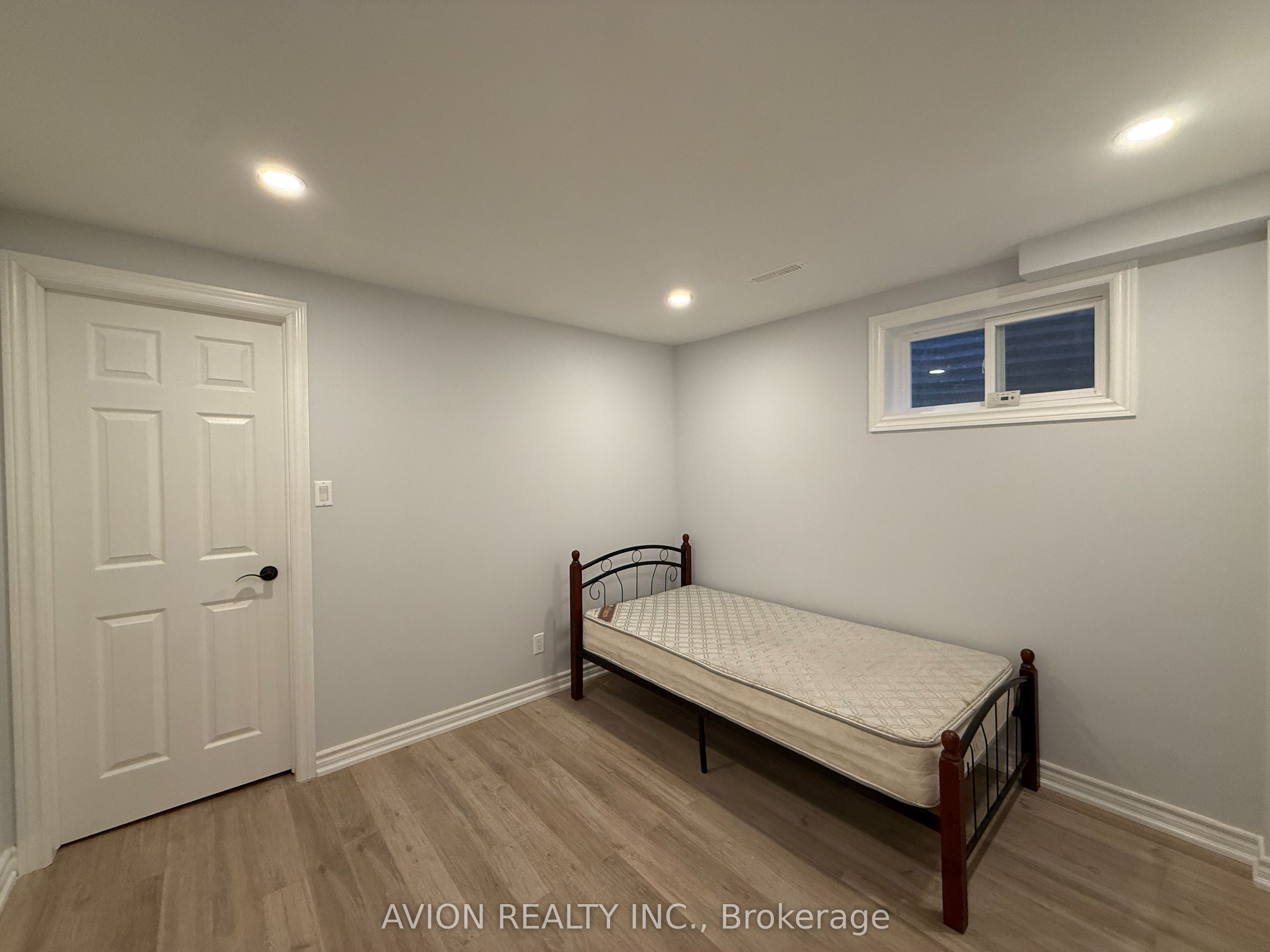 37 Stargell Crescent