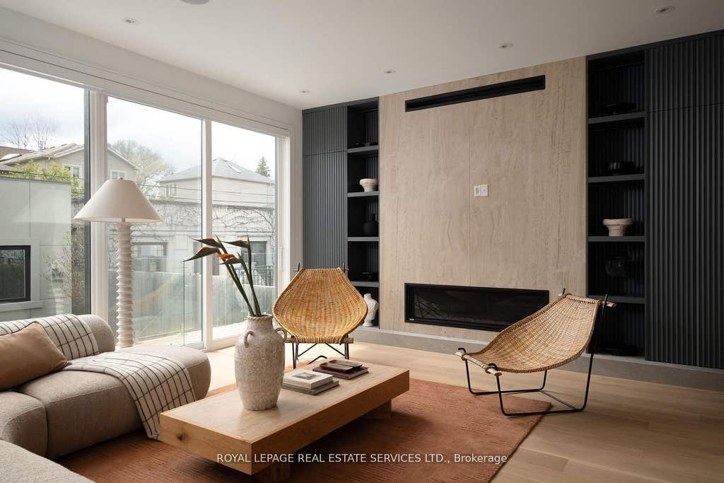 Photo of 237 Bedford Park Avenue, Toronto, ON M5M 1J4 (MLS # C13421012)
