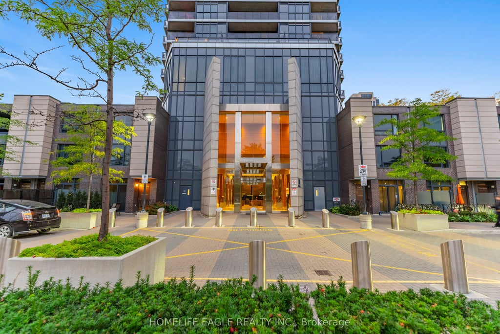Photo of 5 Valhalla Inn Road #3008, Toronto, ON M9B 0B1 (MLS # W13848080)