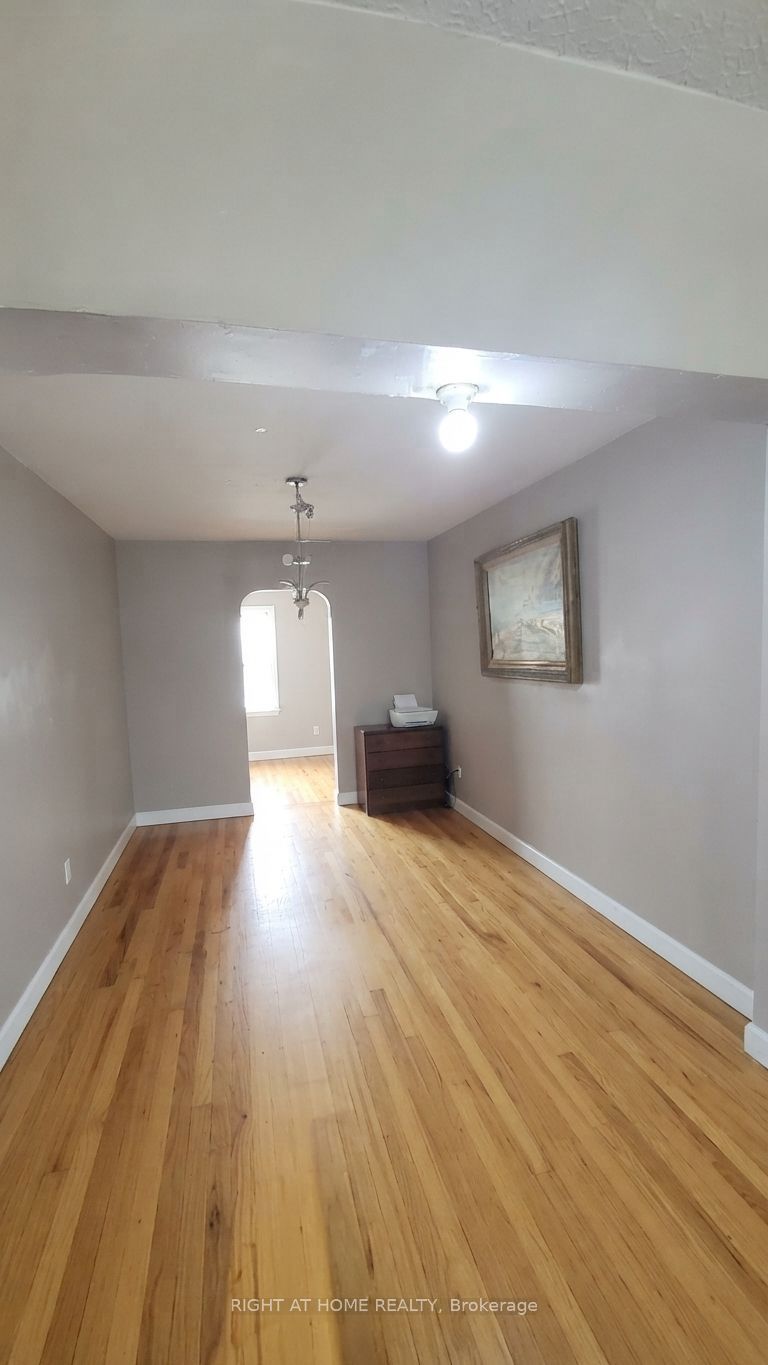 37 Deforest Road