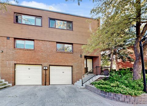Photo of 44 Song Meadoway N/A, Toronto, ON M2H 2T7 (MLS # C12417718)