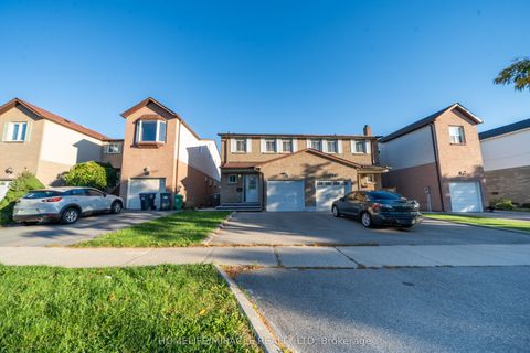 613 Galloway Crescent Mississauga ON L5C 3R7
