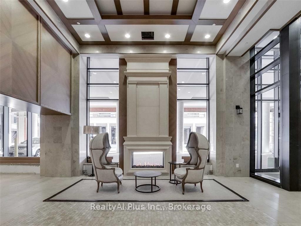 3091 Dufferin Street 710