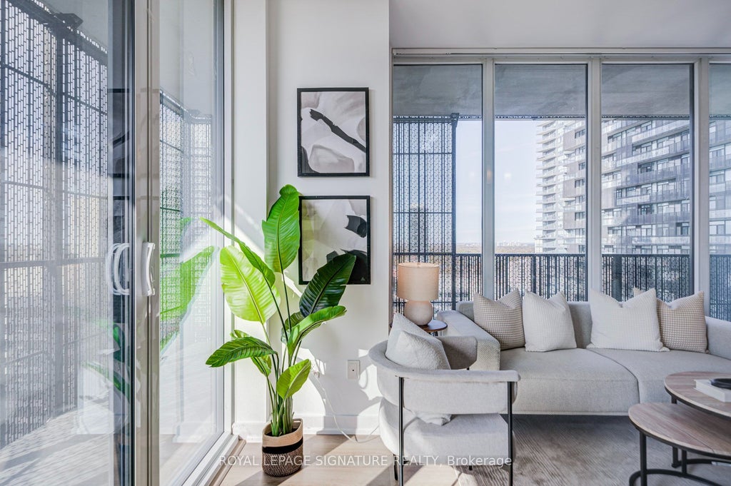 Photo of 8 Eglinton Avenue E #1705, Toronto, ON M4P 0C1 (MLS # C14126004)