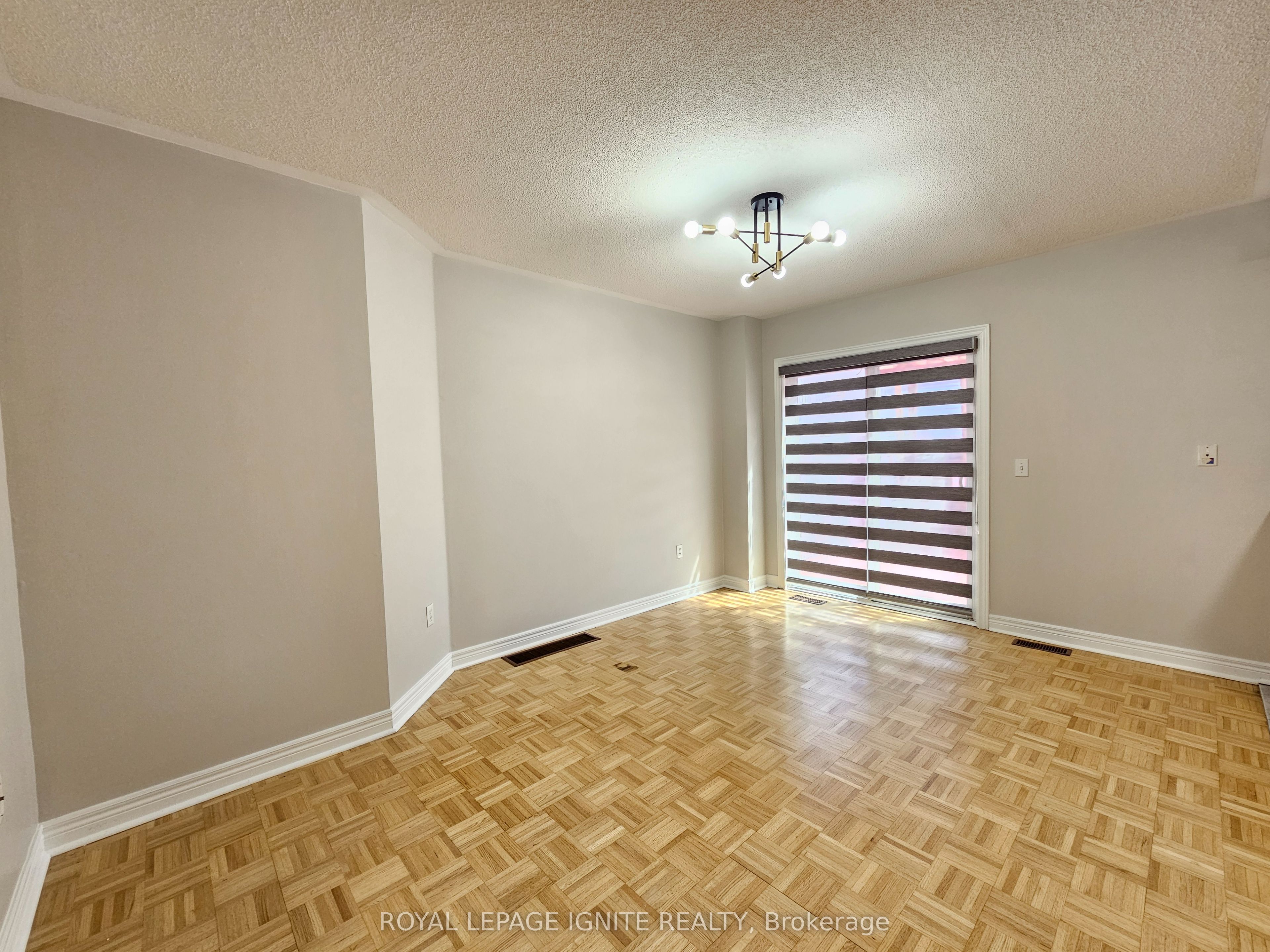 83 Checkerberry Crescent