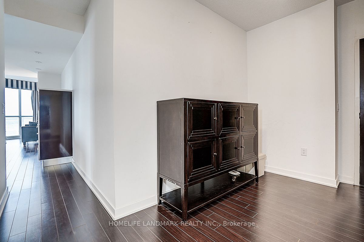 38 Dan Leckie Way 1912