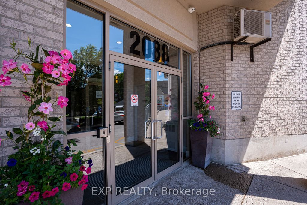 Photo of 2088 Lawrence Avenue W #1002, Toronto, ON M9N 3Z9 (MLS # W12302480)