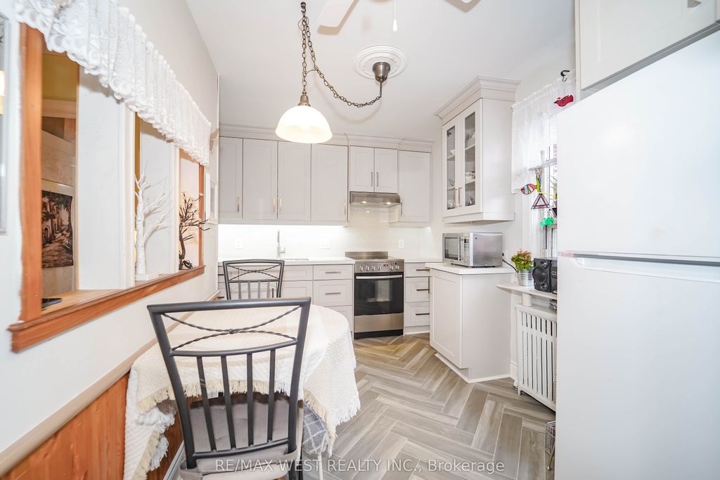 Photo of 8 Struthers Street, Toronto, ON M8V 1Y1 (MLS # W12640972)