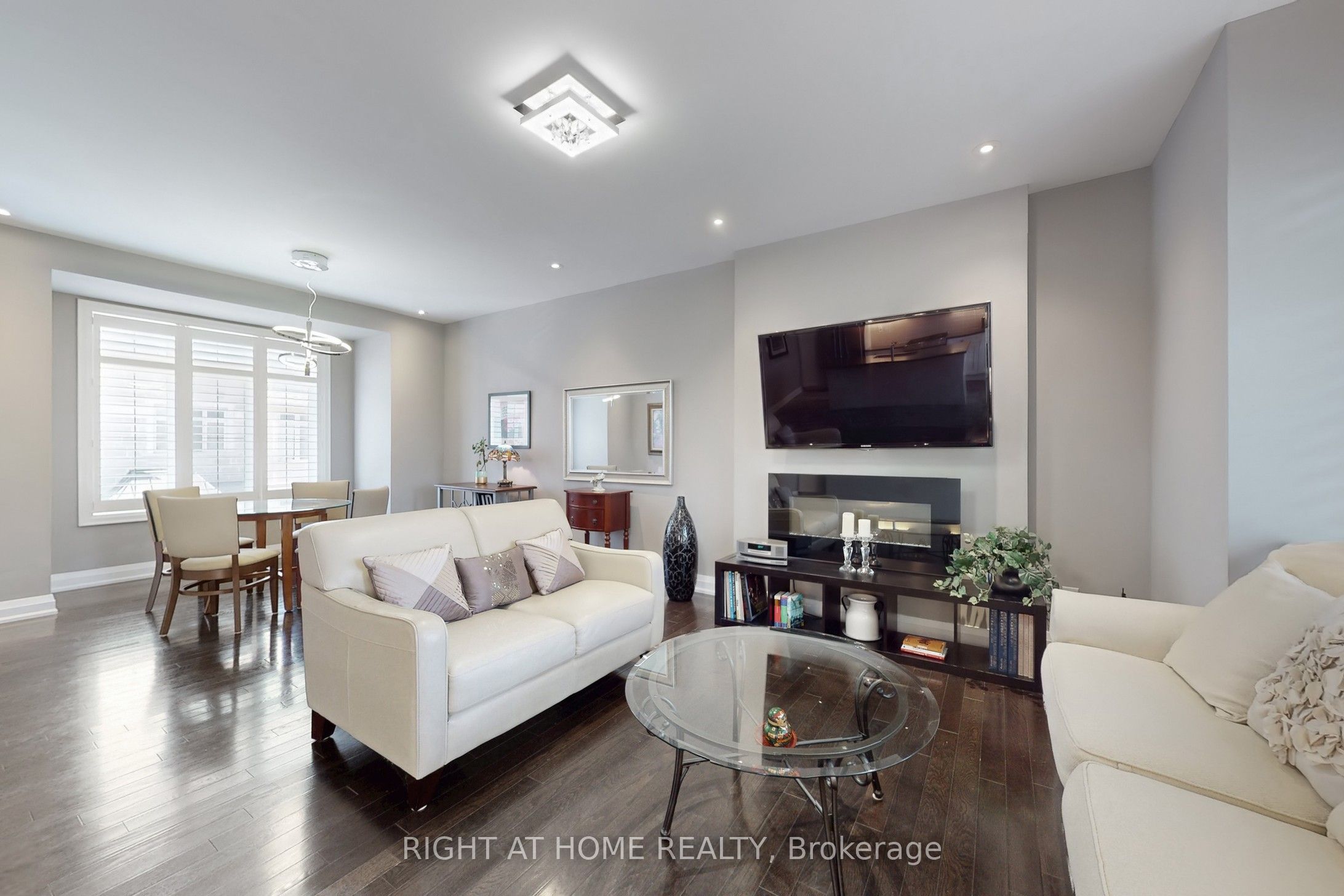 2003 DEERVIEW Common