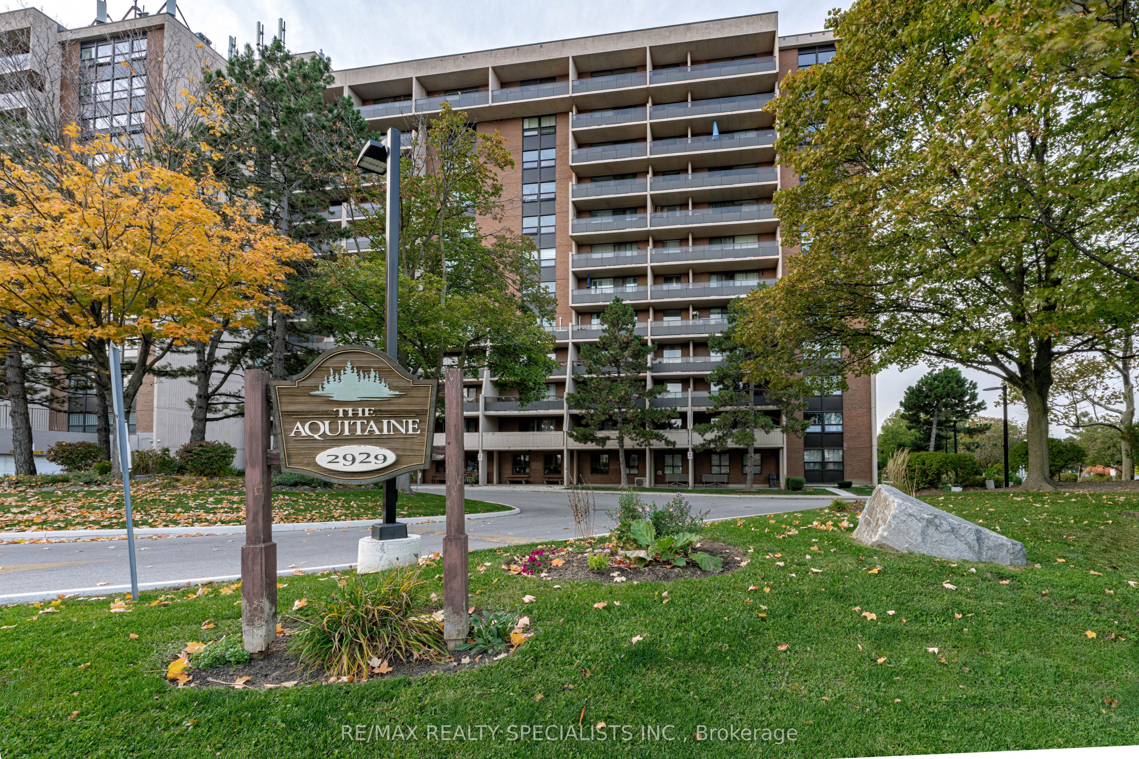 2929 Aquitaine Avenue 1001