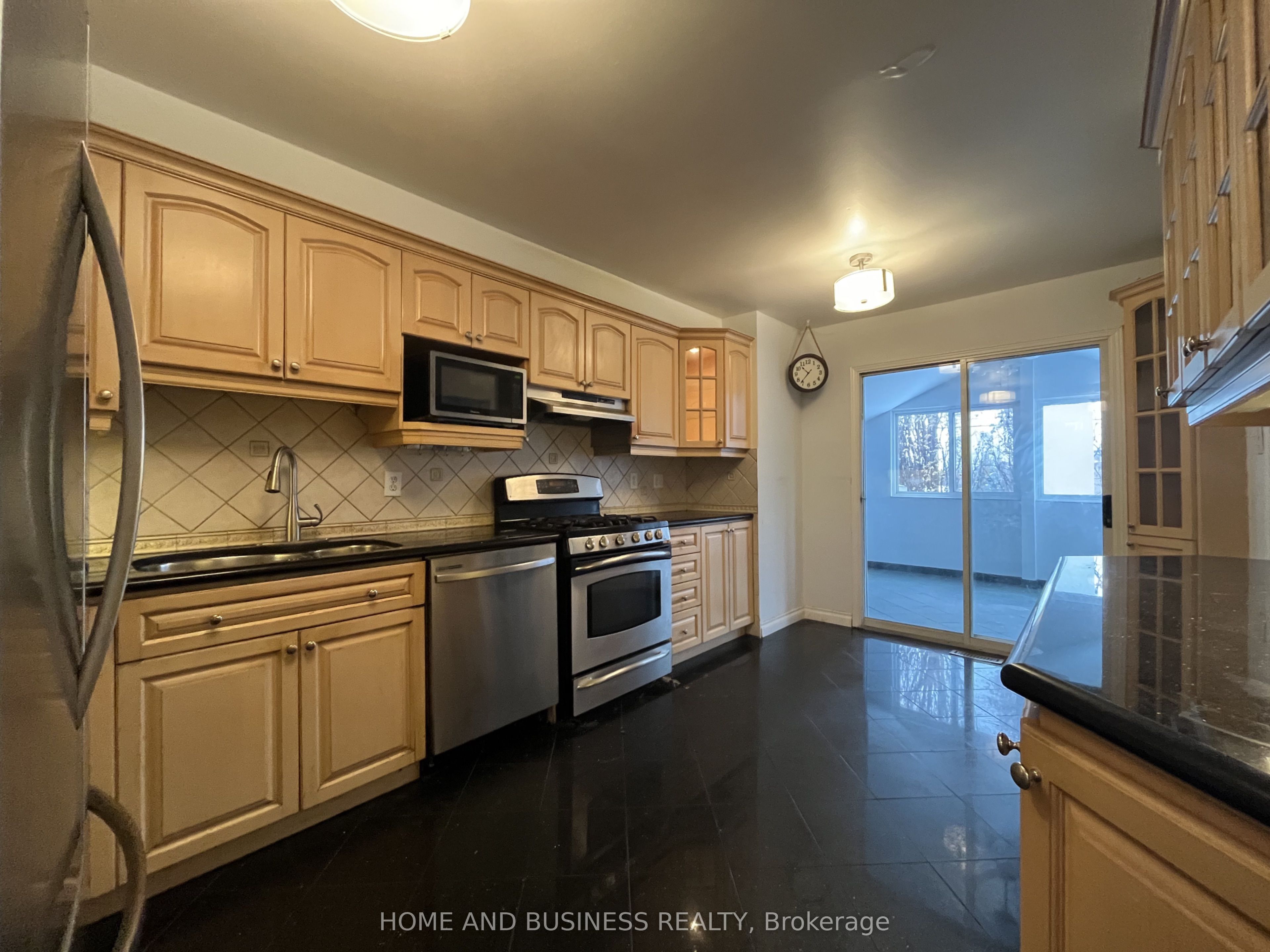 7132 Harding Crescent