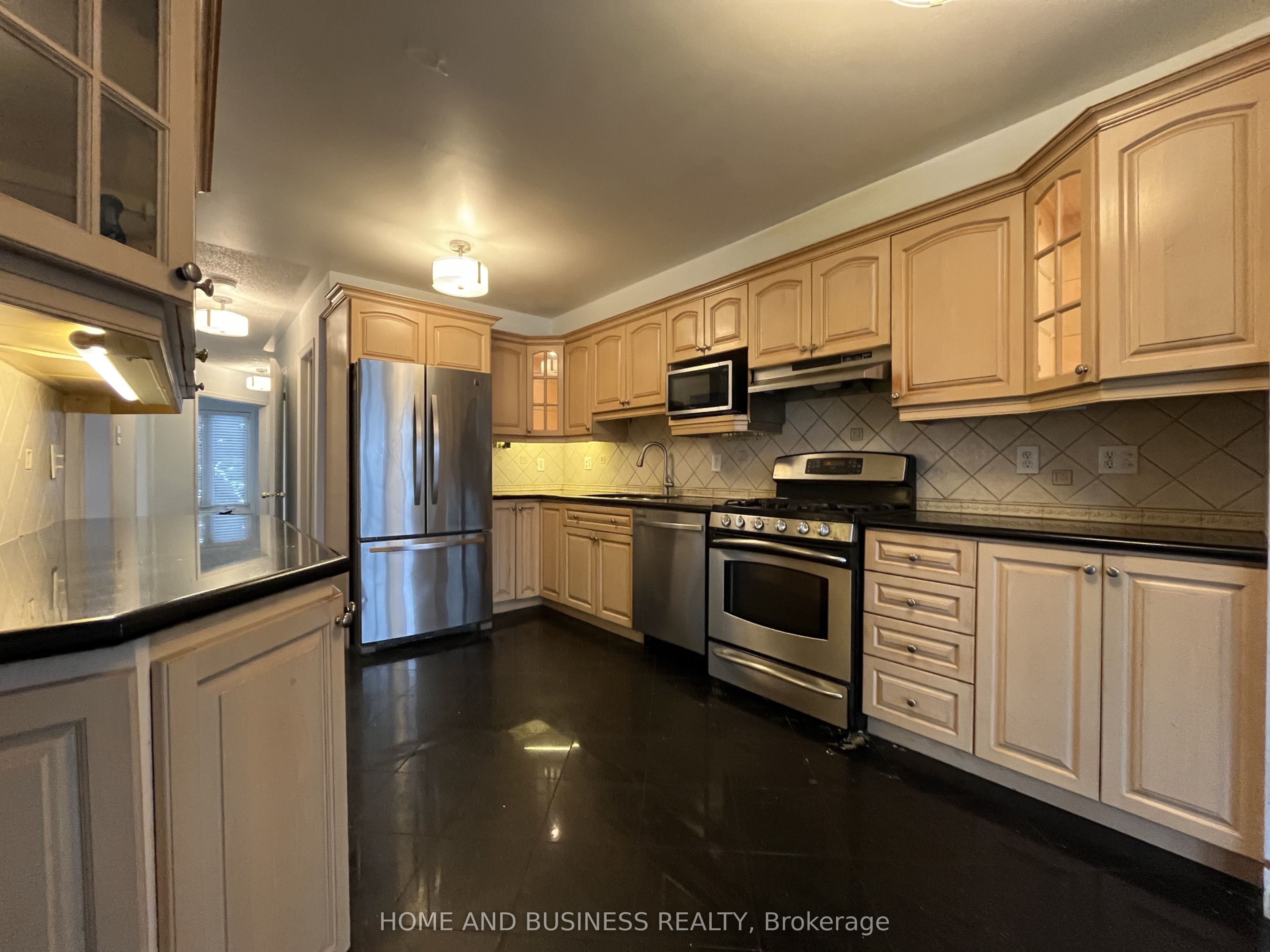 7132 Harding Crescent