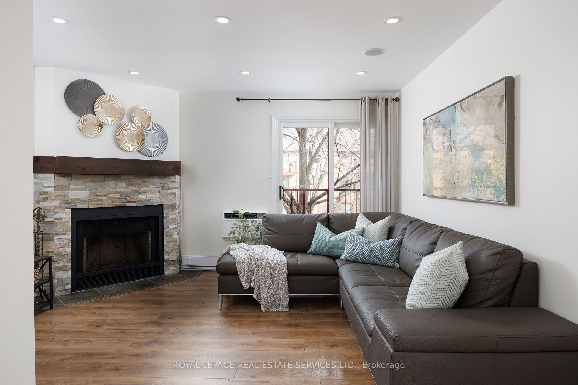 1504 Pilgrims Way 1021