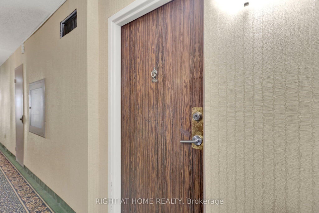 Photo of 100 Prudential Drive #1608, Toronto, ON M1P 4V4 (MLS # E13655984)