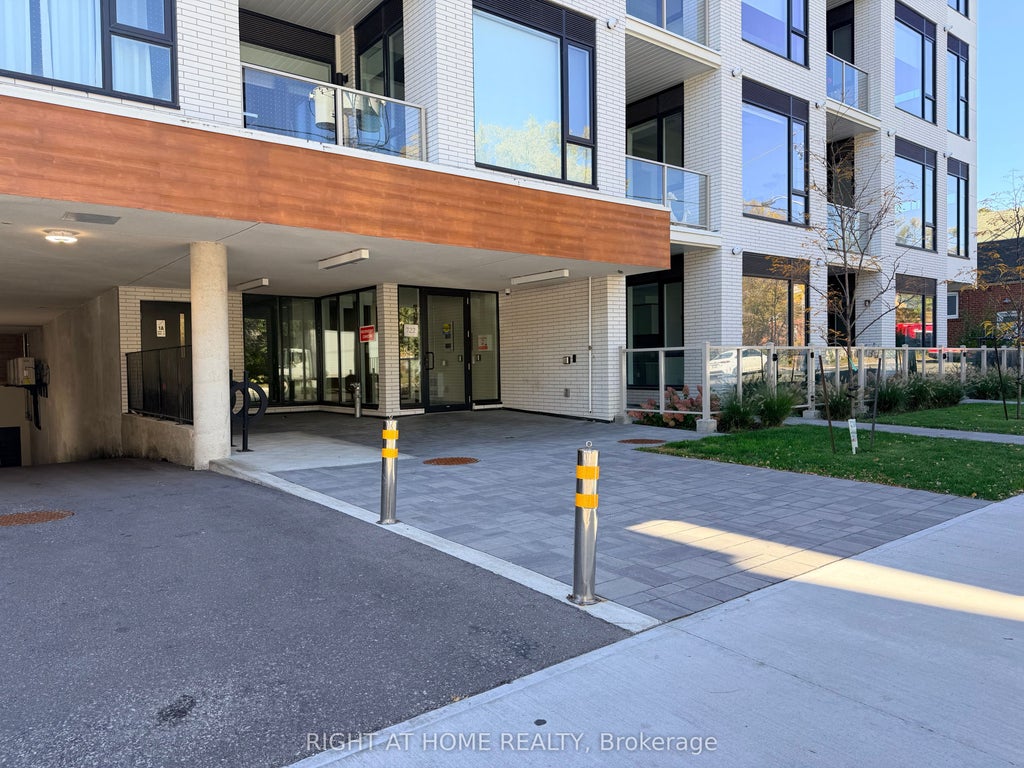 Photo of 722 Marlee Avenue #104, Toronto, ON M6B 3J7 (MLS # W14096618)