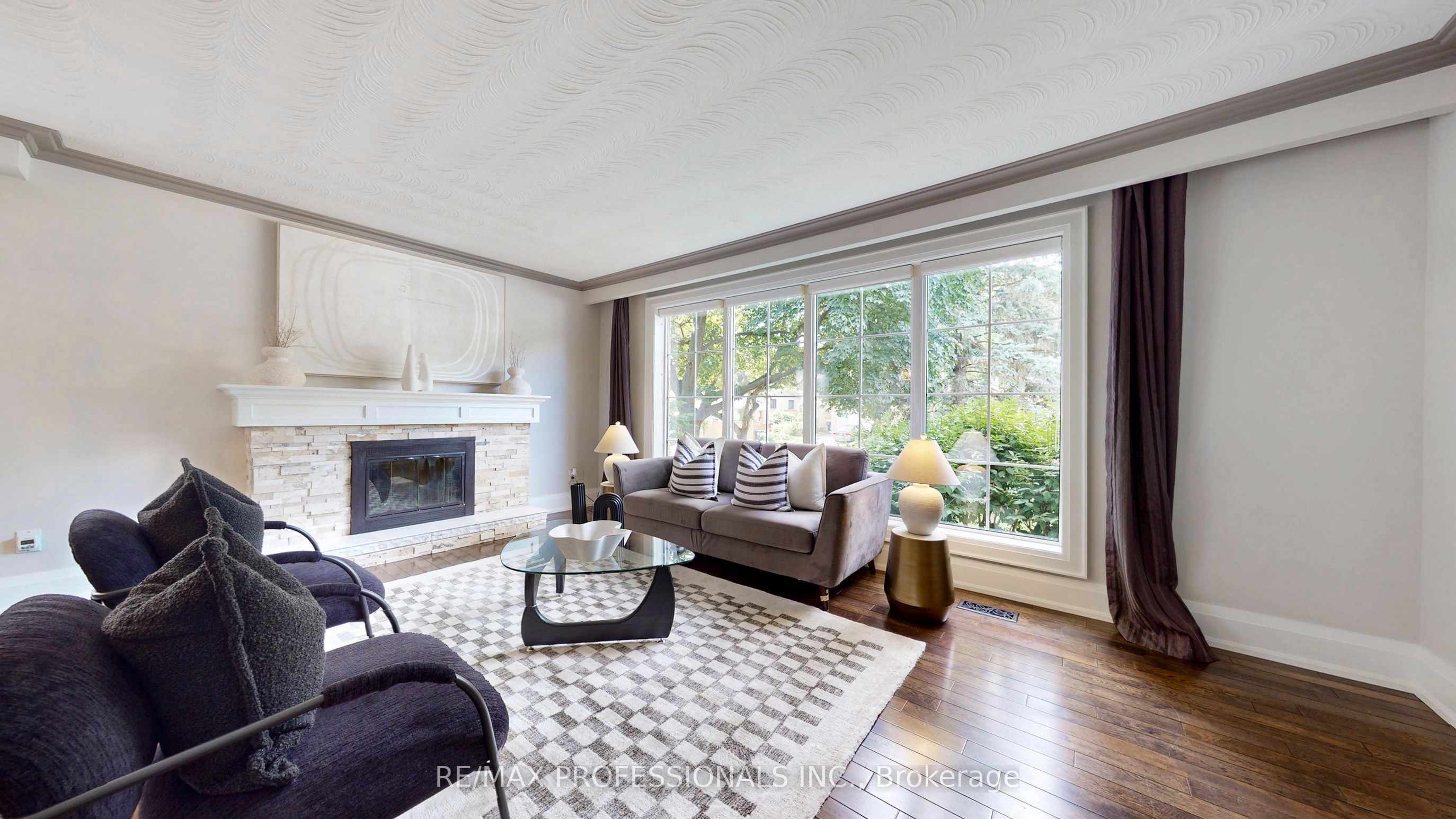 5 Grasspoint Crescent
