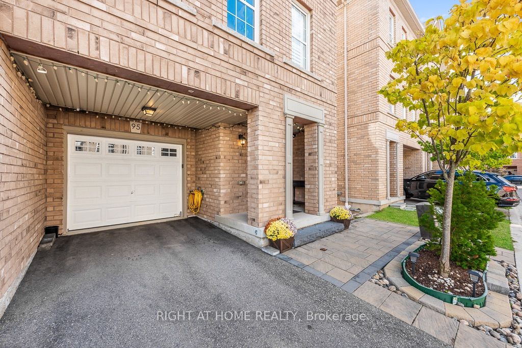 2280 Baronwood Drive S 95