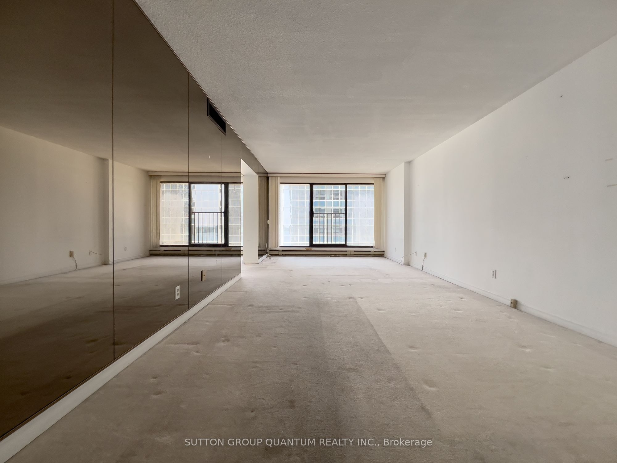 55 Harbour Square 1617