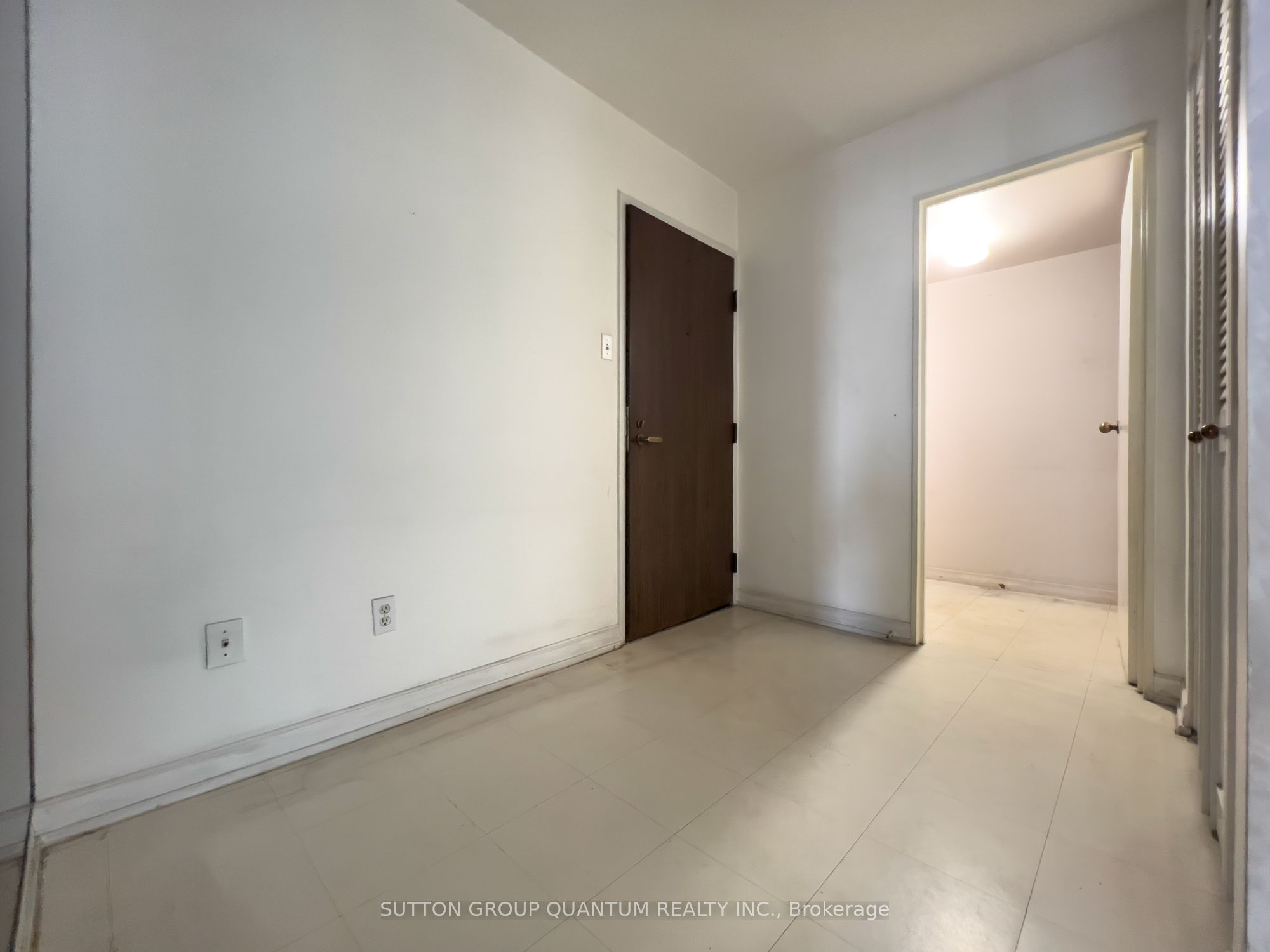 55 Harbour Square 1617