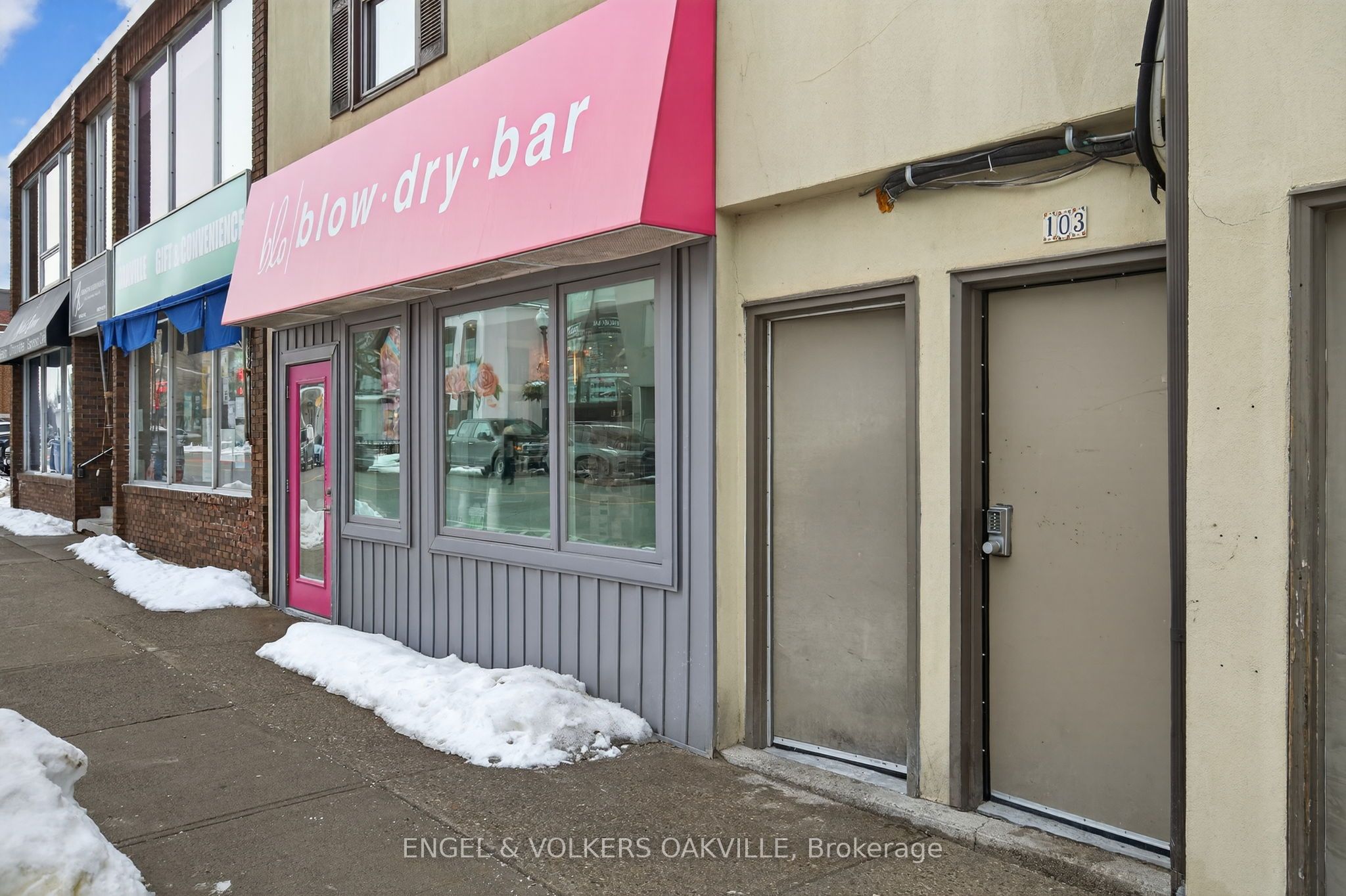 103 Thomas Street 104