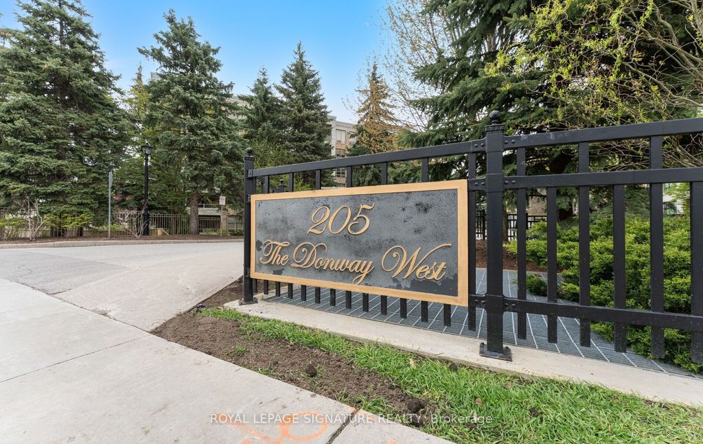 Photo of 205 The Donway N/A W #406, Toronto, ON M3H 3S5 (MLS # C13116024)