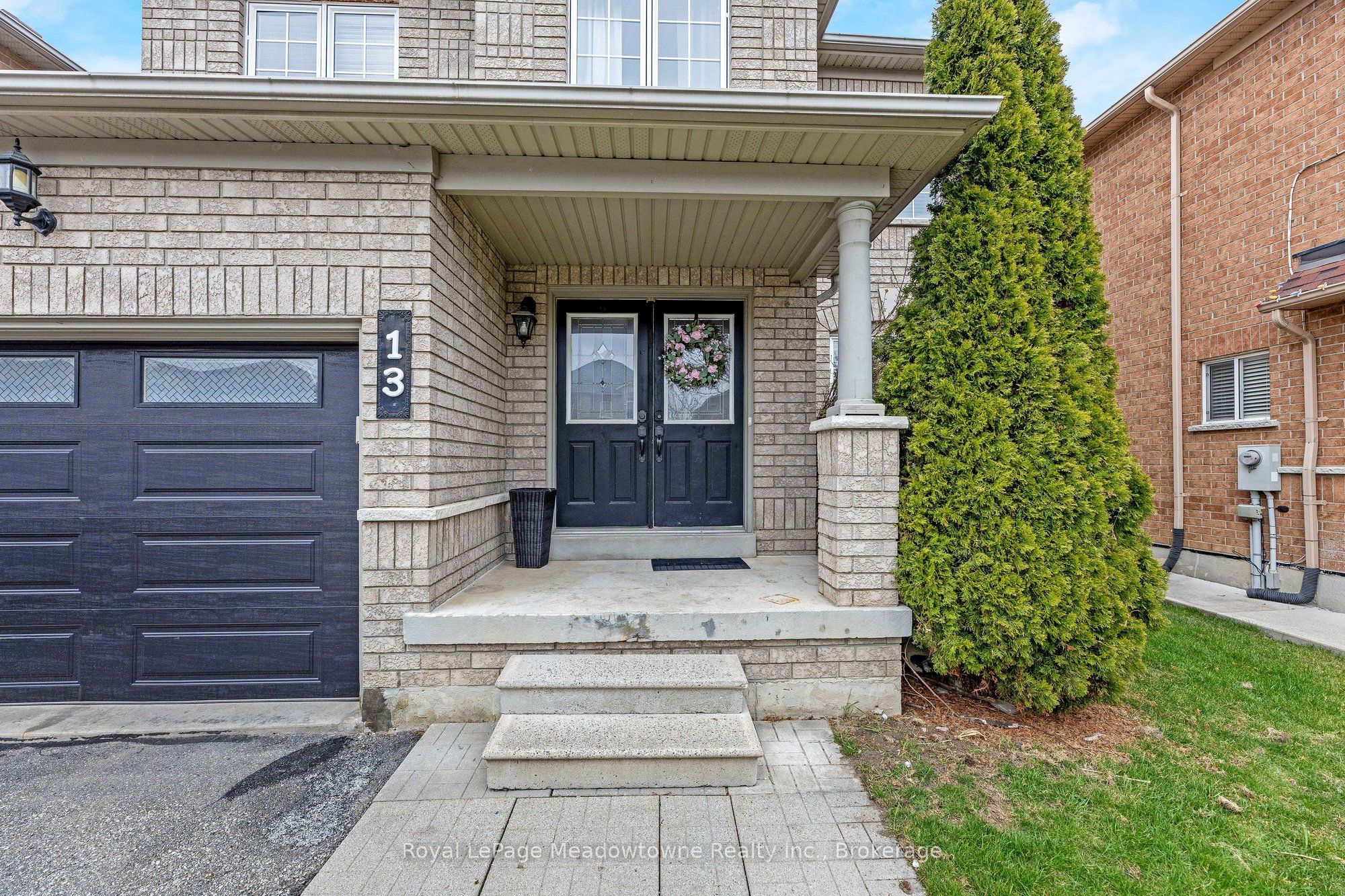 13 Robarts Drive