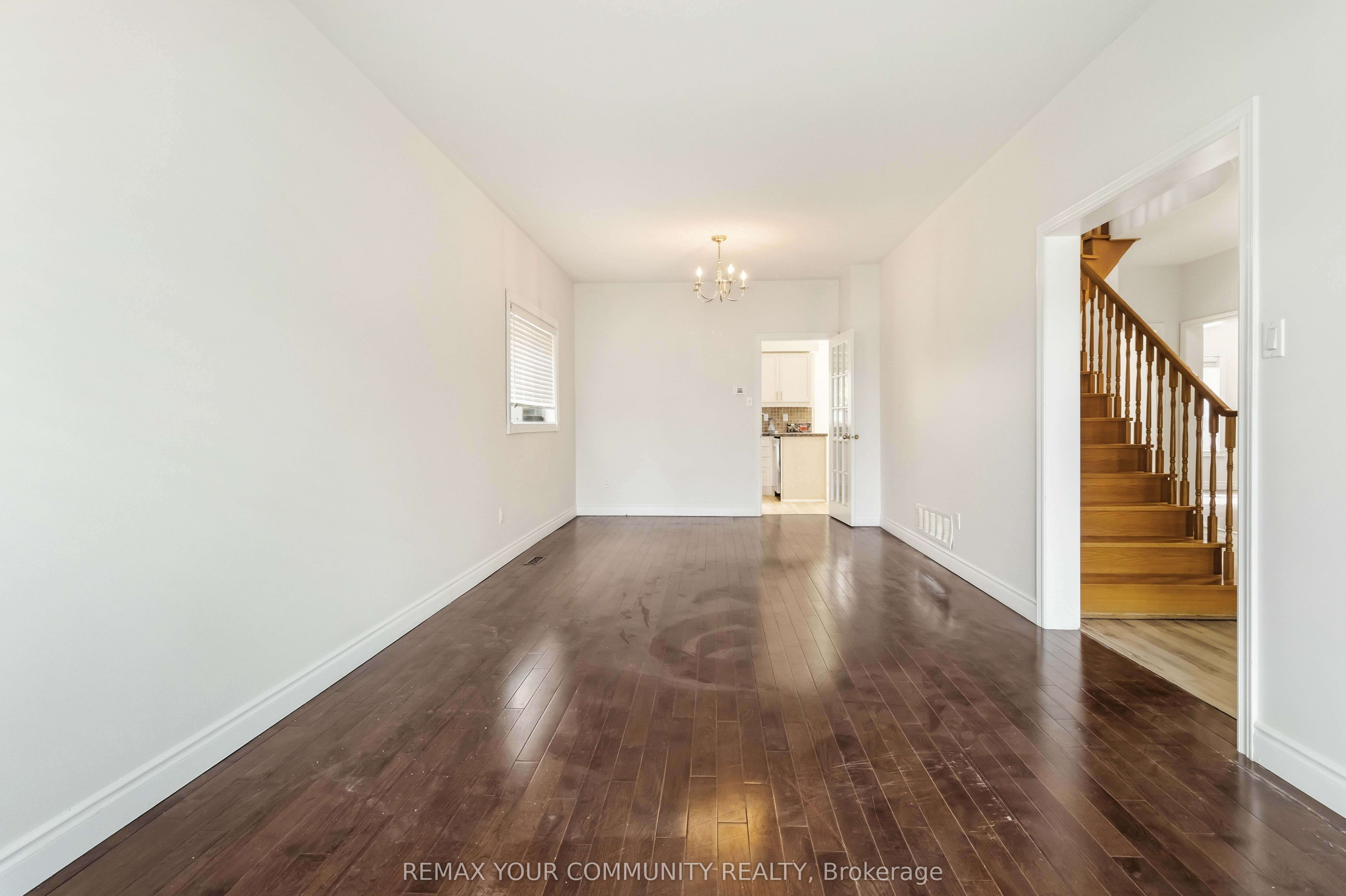 120 Shaftsbury Avenue