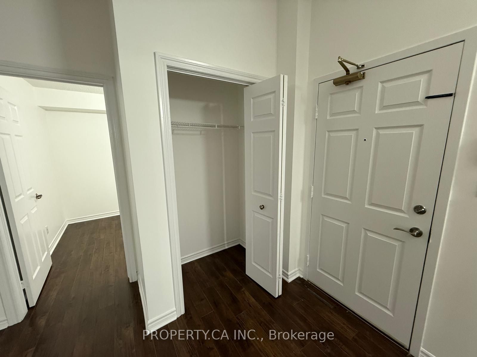 1460 Bishops Gate 406