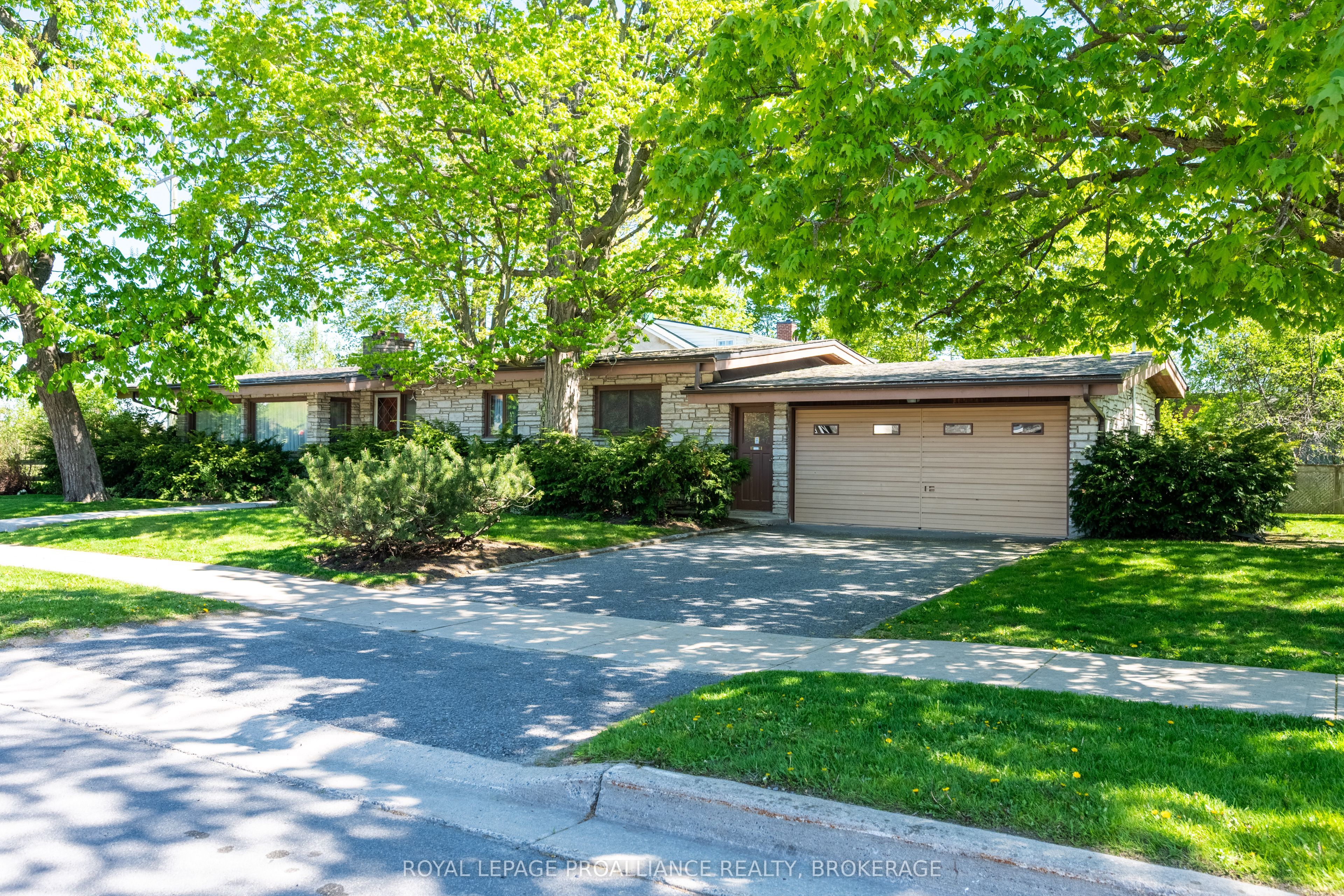Photo 1 of 50 — 2 Churchill Street, Kingston, ON K7M 2K5