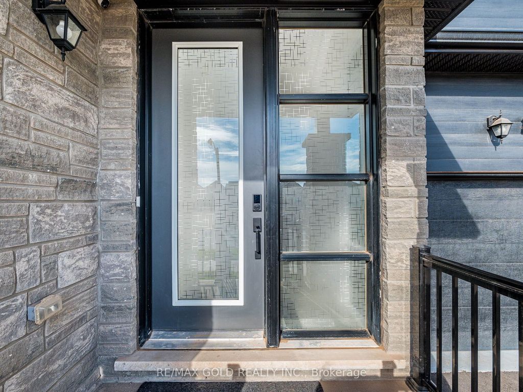 Photo of 1339 Pellican Pass, Oakville, ON L6H 7Z9 (MLS # W12830420)