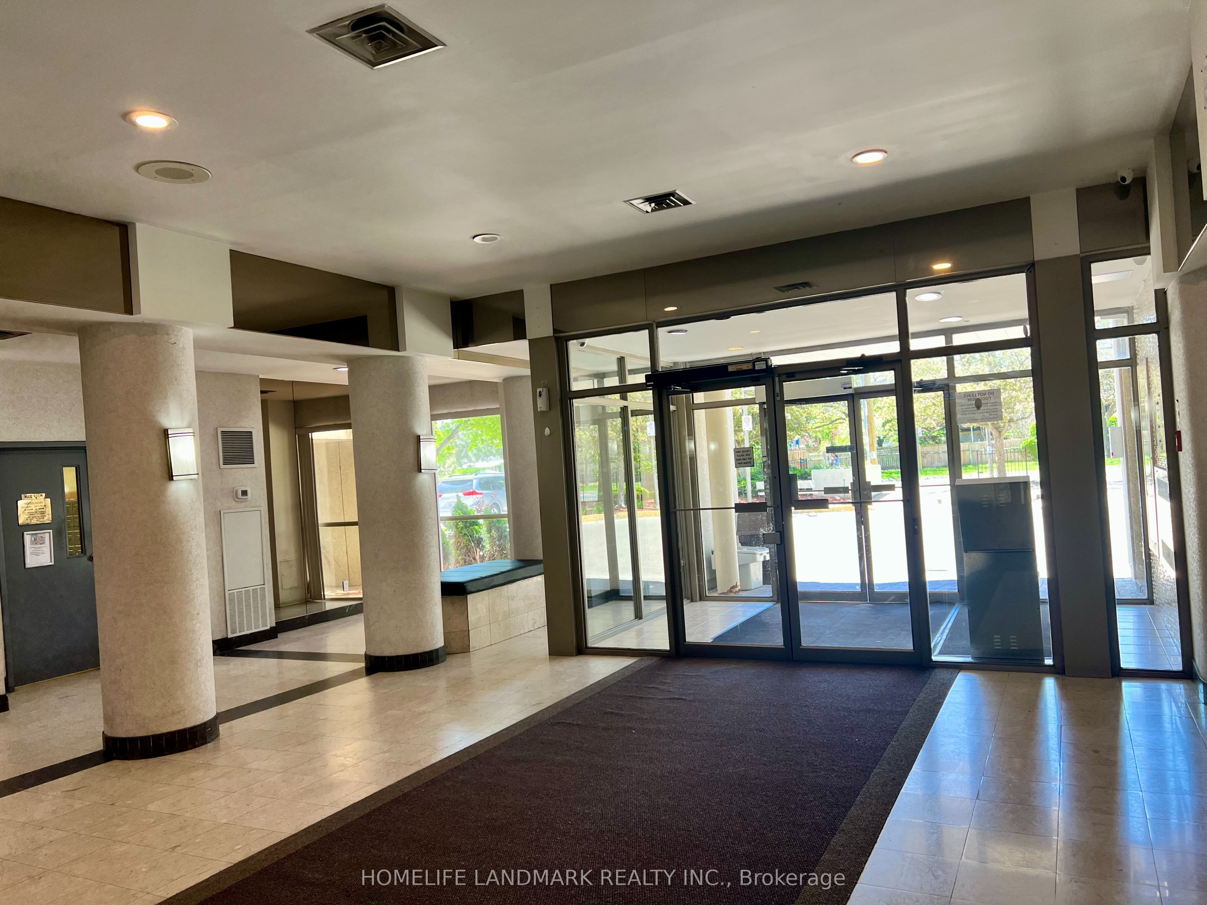2901 Kipling Avenue 1203