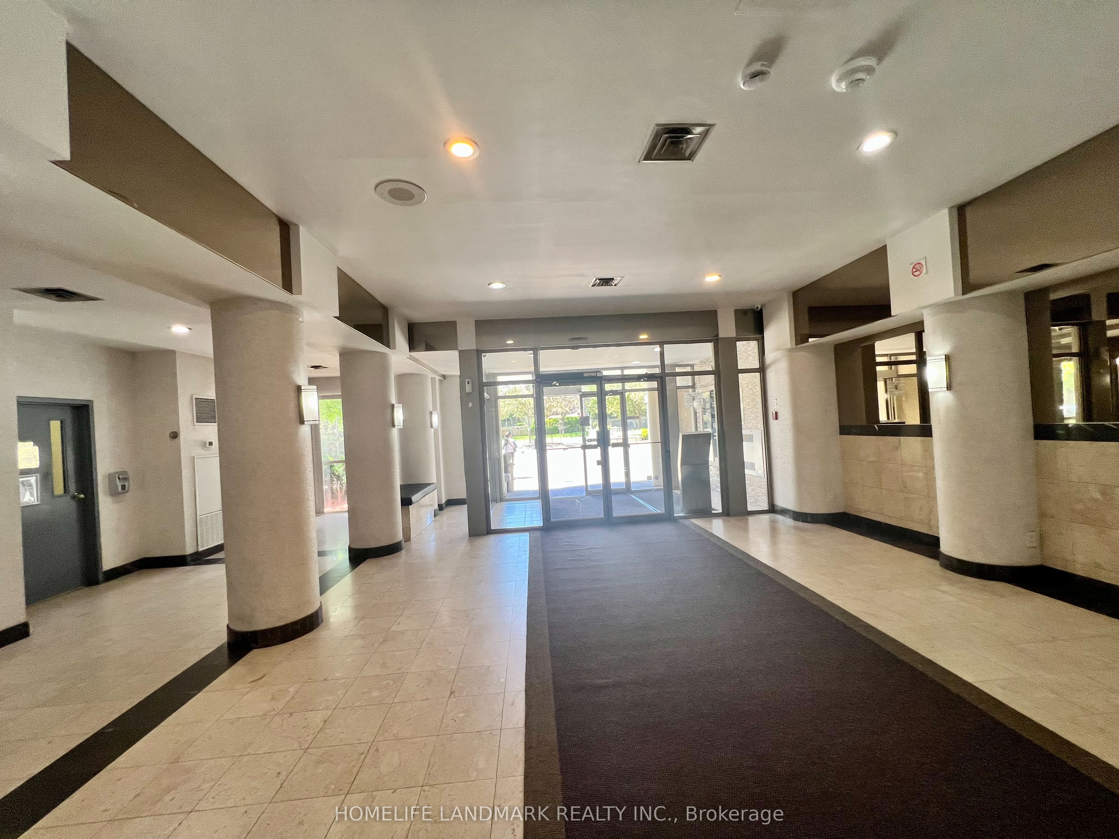 2901 Kipling Avenue 1203